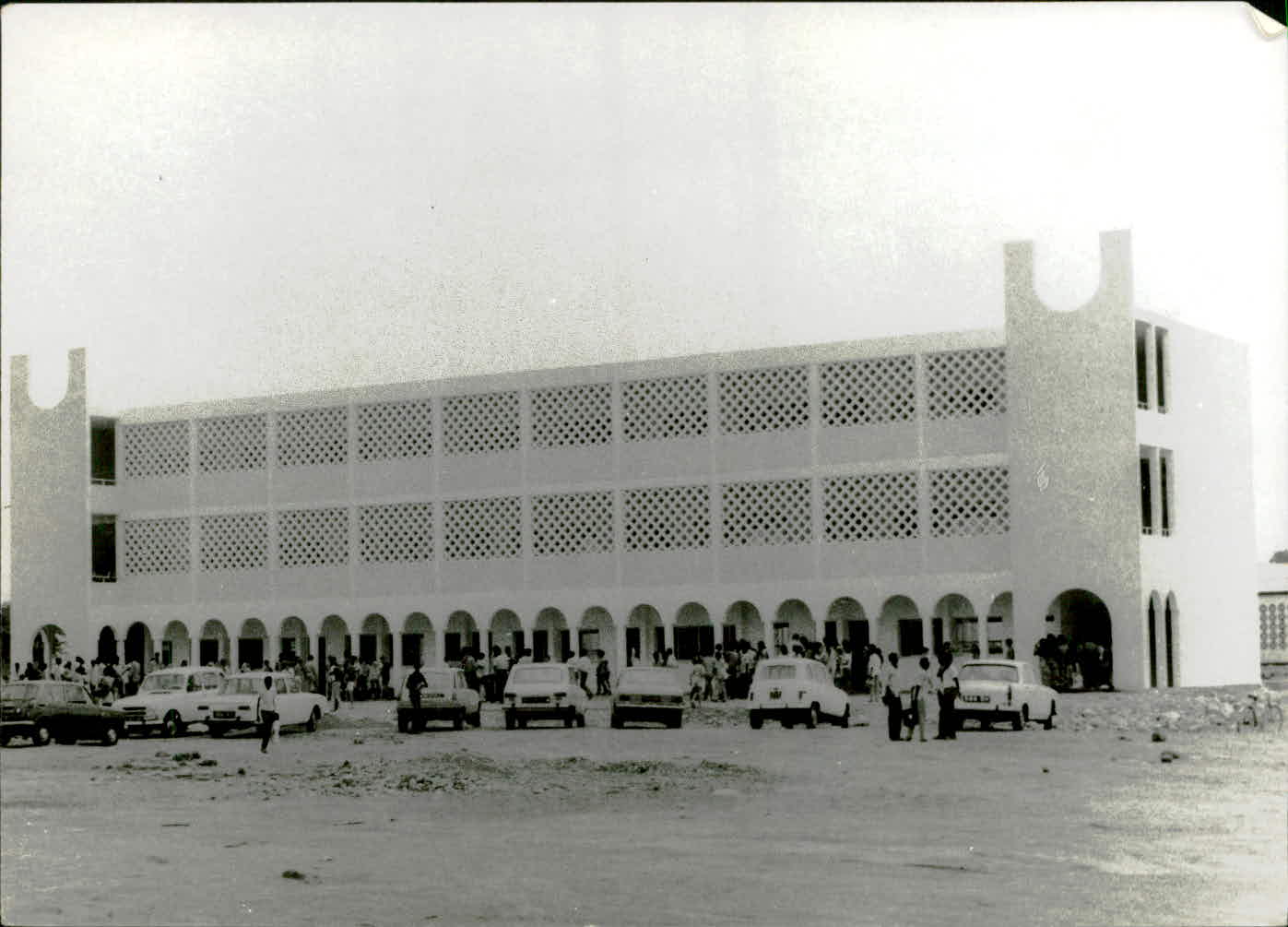 Collège de Boulaos durant les années 1970.